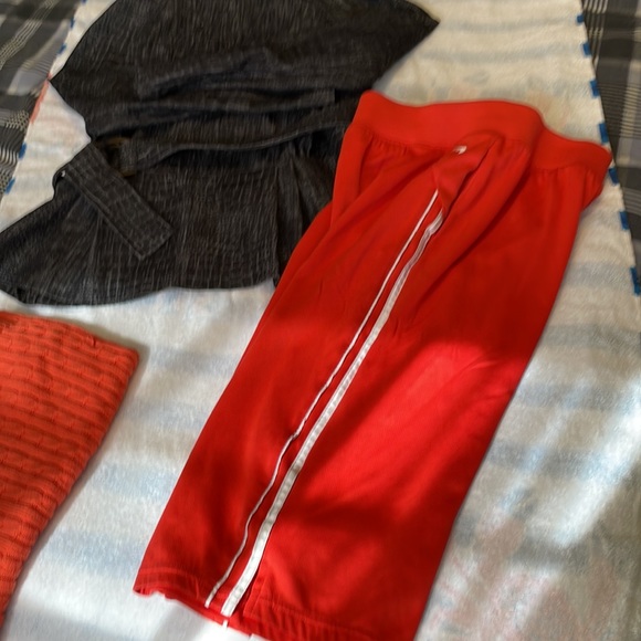 2 pieces orange pullover & crew pants Jacket sold separate. Bundle and get disc - Picture 4 of 6
